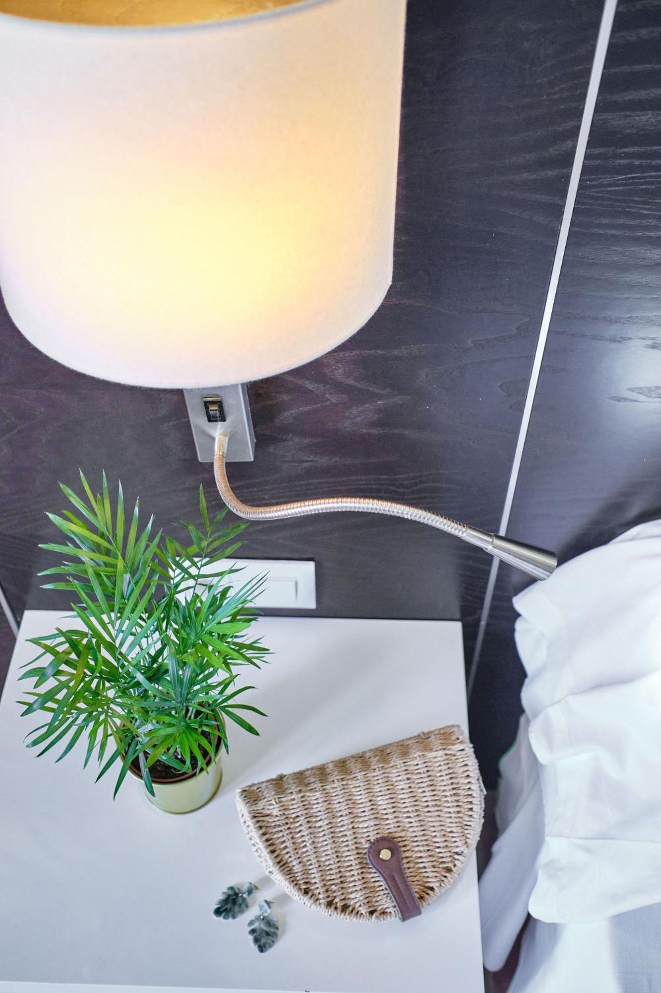 Hotel Boutique Bon Repos - Adults Only Santa Ponsa Ngoại thất bức ảnh
